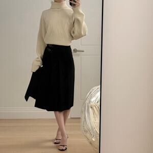 Dunst black midi skirt with